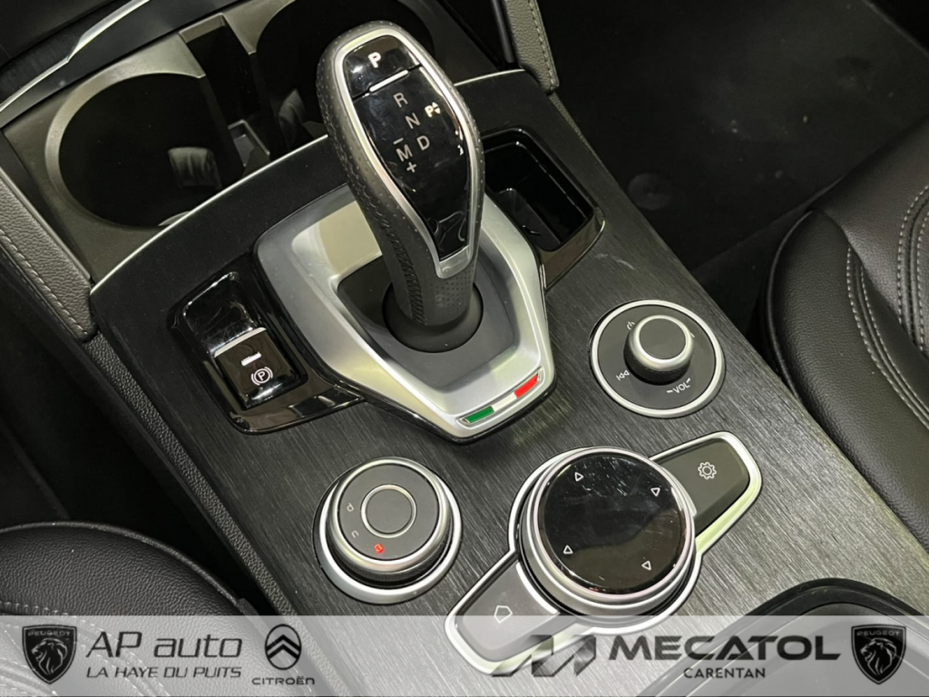 Alfa Romeo Stelvio 2.1 TD 160 AT8 Sprint 5 portes  (janv. 2023) (co2 153)