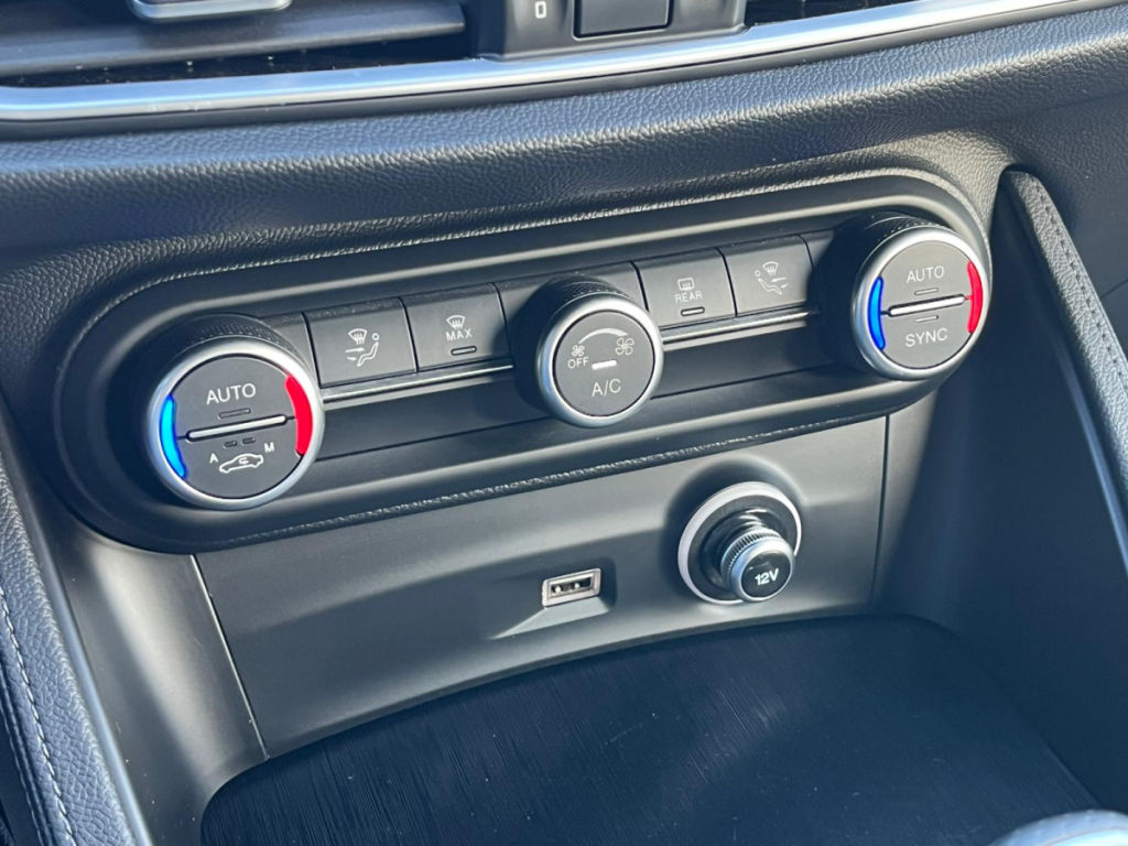 Alfa Romeo Stelvio 2.1 TD 160 AT8 Sprint 5 portes  (janv. 2023) (co2 153)