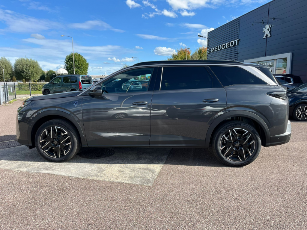 Peugeot 5008 (3) 1.2 HYBRID 145 E-DCS6 GT sans plomb 95 5 portes  (juil. 2025) (co2 126)