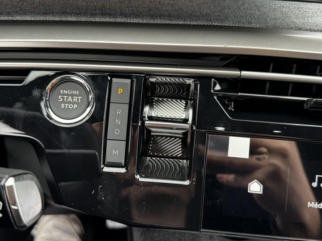 Peugeot 3008 (3) 1.2 HYBRID 145 E-DCS6 GT