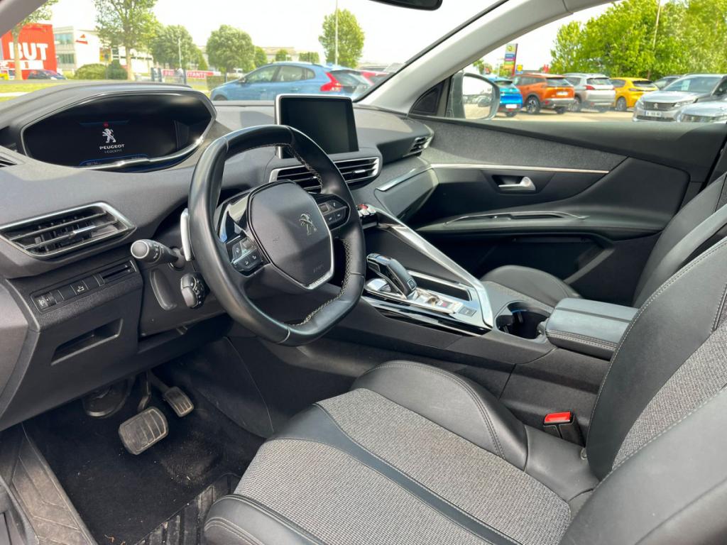 Peugeot 3008 (2) BlueHDi 130 S&S EAT8 ALLURE