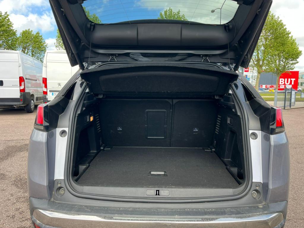 Peugeot 3008 (2) BlueHDi 130 S&S EAT8 ALLURE