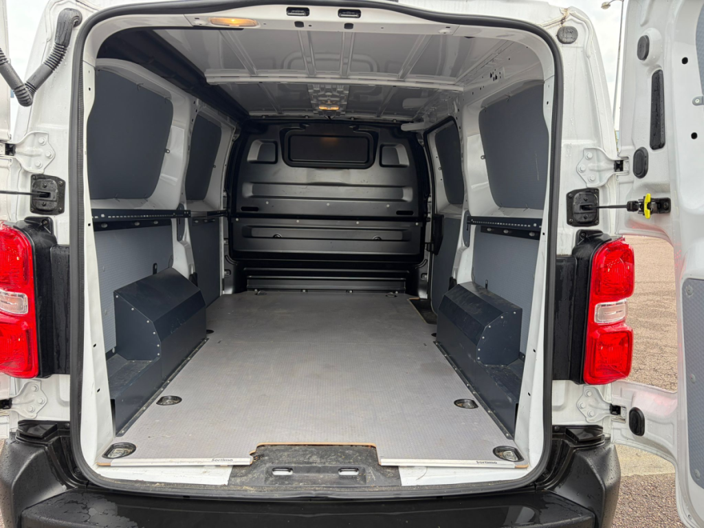 Fiat Scudo (3) Taille XL BlueHDI 180 S&S EAT8 diesel 4 portes  (oct. 2024) (co2 191)