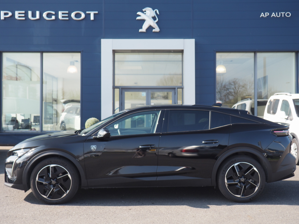 Peugeot 408 Hybrid 145 e-DCS6 GT