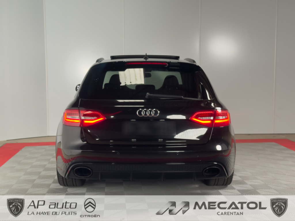 Audi RS4 Avant (4) V8 4.2 FSI S-tronic 7 quattro