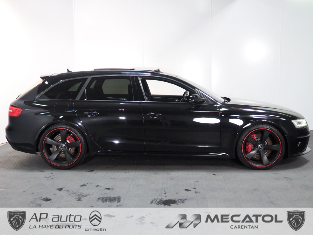 Audi RS4 Avant (4) V8 4.2 FSI S-tronic 7 quattro