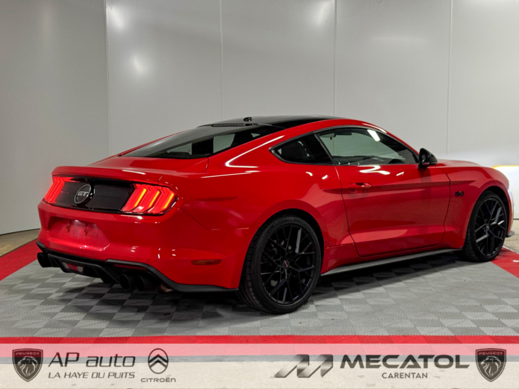 Ford Mustang (6) Fastback V8 BVM6 GT