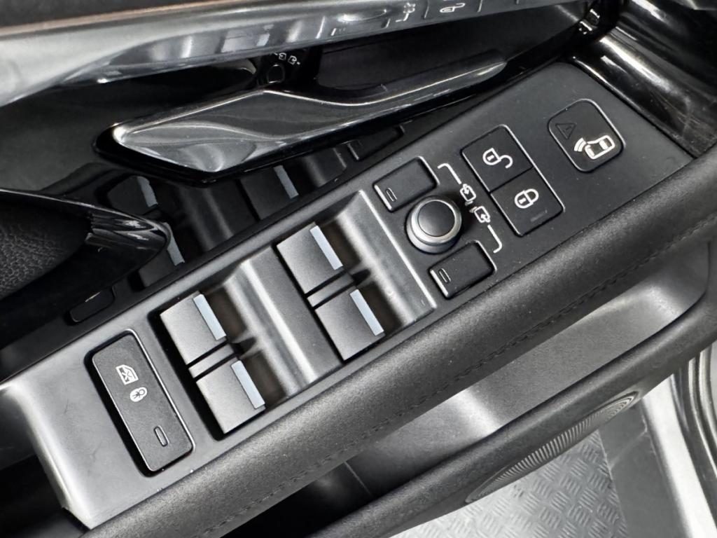 Land Rover Range Rover Evoque (2) D180 BVA 4WD R-Dynamic SE