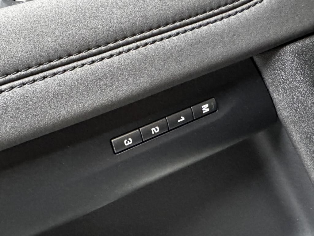Land Rover Range Rover Evoque (2) D180 BVA 4WD R-Dynamic SE
