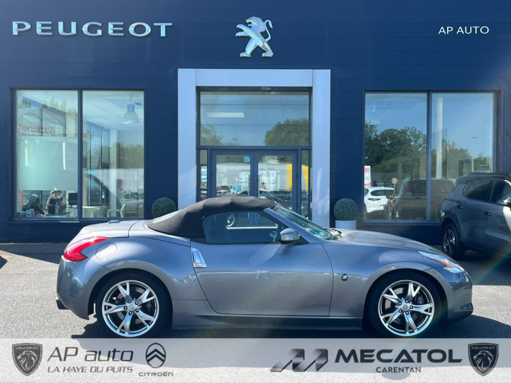 Nissan 370Z 3.7 V6 328 Pack (NEW)  2 portes Cabriolet (janv. 2012) (co2 254)