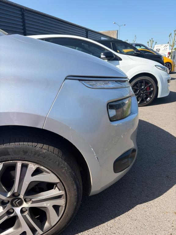 Citroën C4 Picasso (2) e-HDi 115 BVM6 Feel Edition véhicule vendu uniquement aux professionnels de