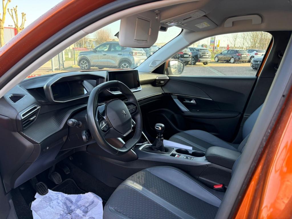 Peugeot 2008 Puretech 110 S&S ALLURE