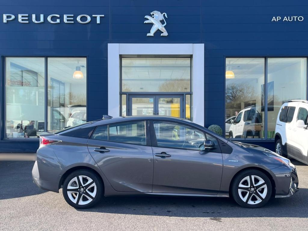 Toyota Prius (4) Lounge