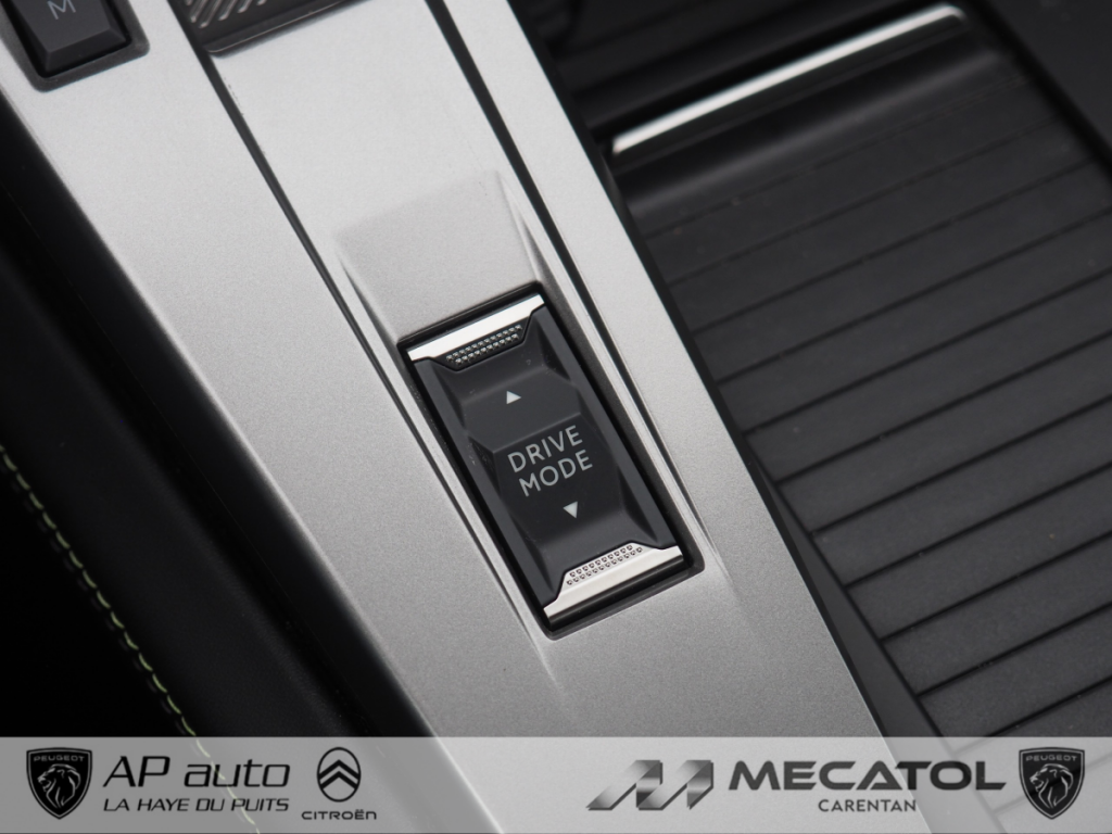 Peugeot 408 Hybrid 145 e-DCS6 GT